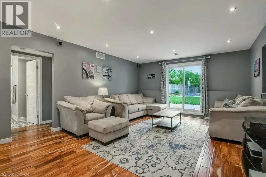 36 CRYSTAL Court