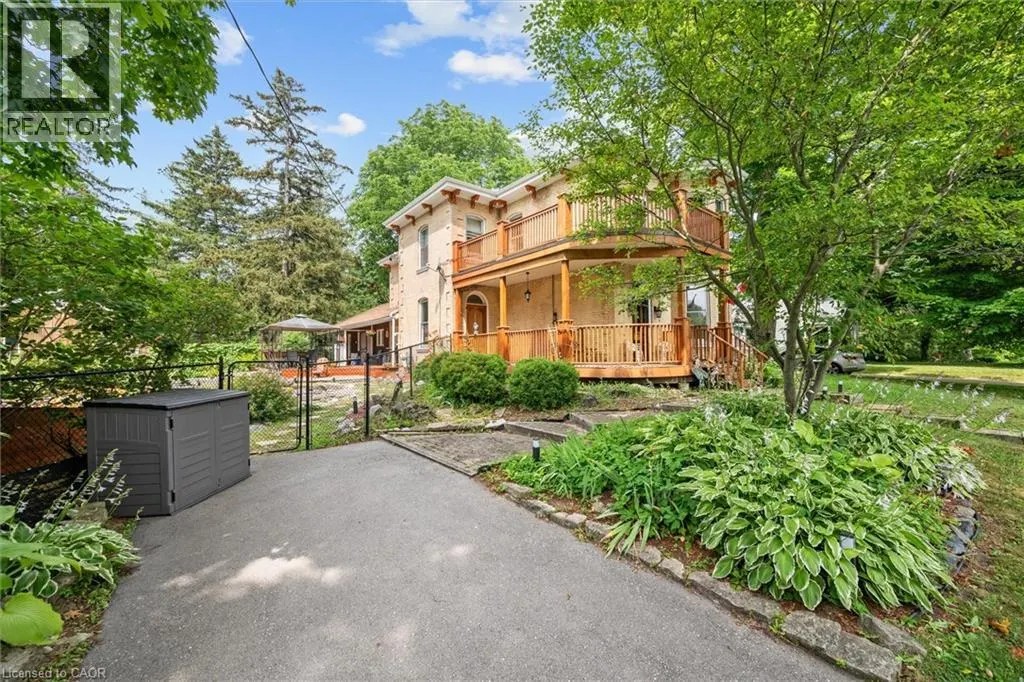 34 FIELD Road