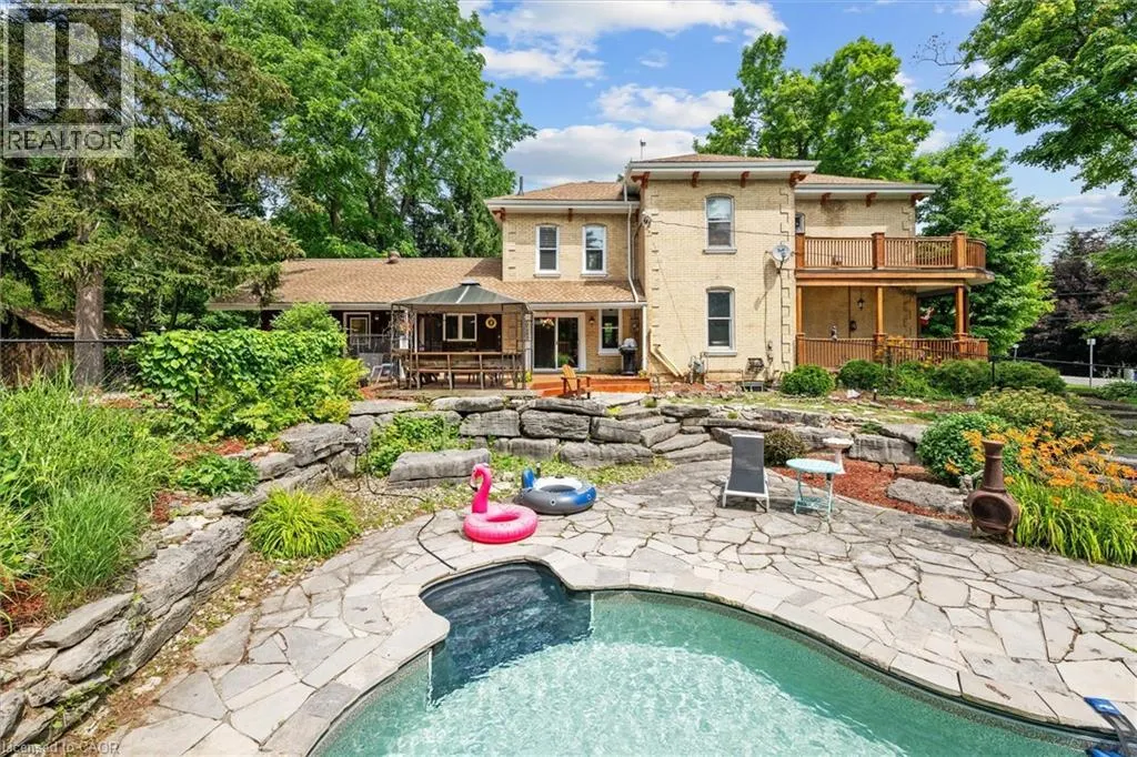 34 FIELD Road