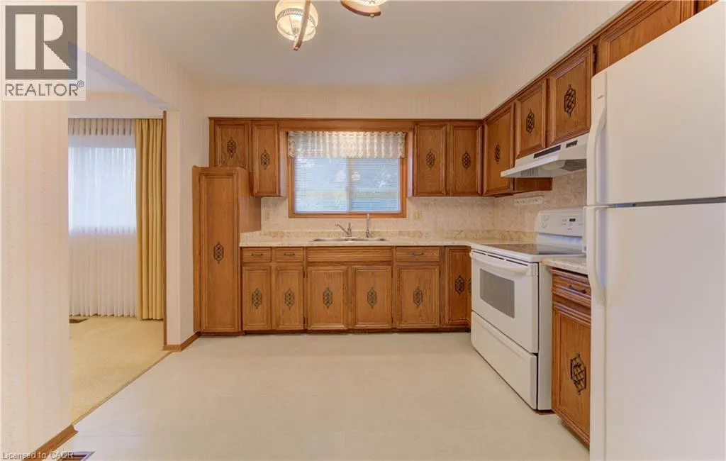 45 WIMBLETON Crescent