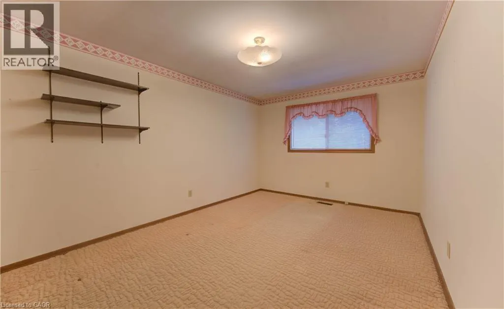 45 WIMBLETON Crescent