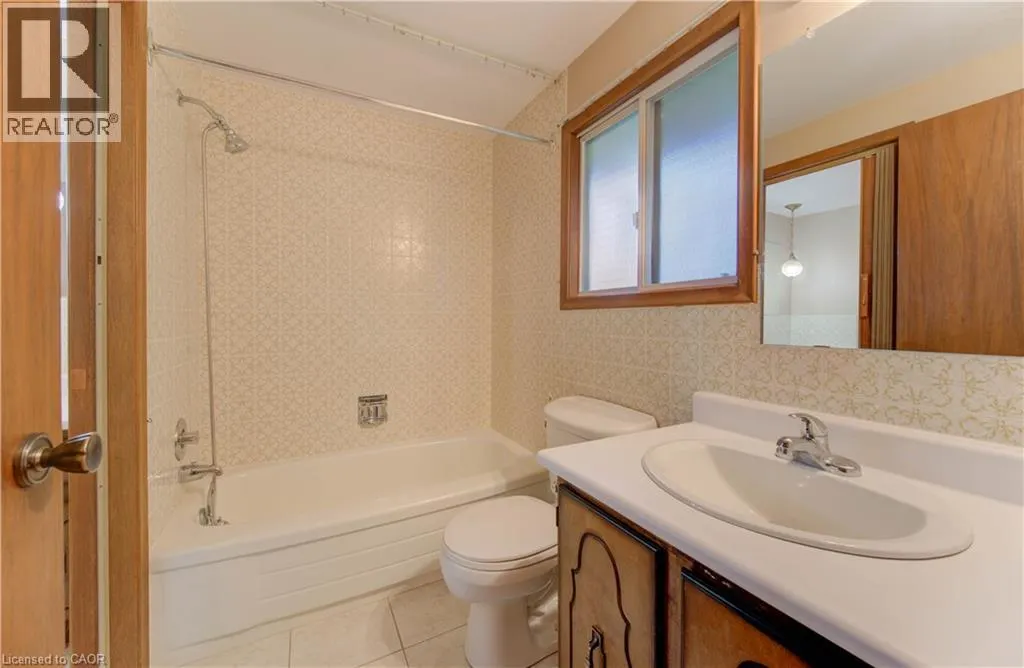 45 WIMBLETON Crescent