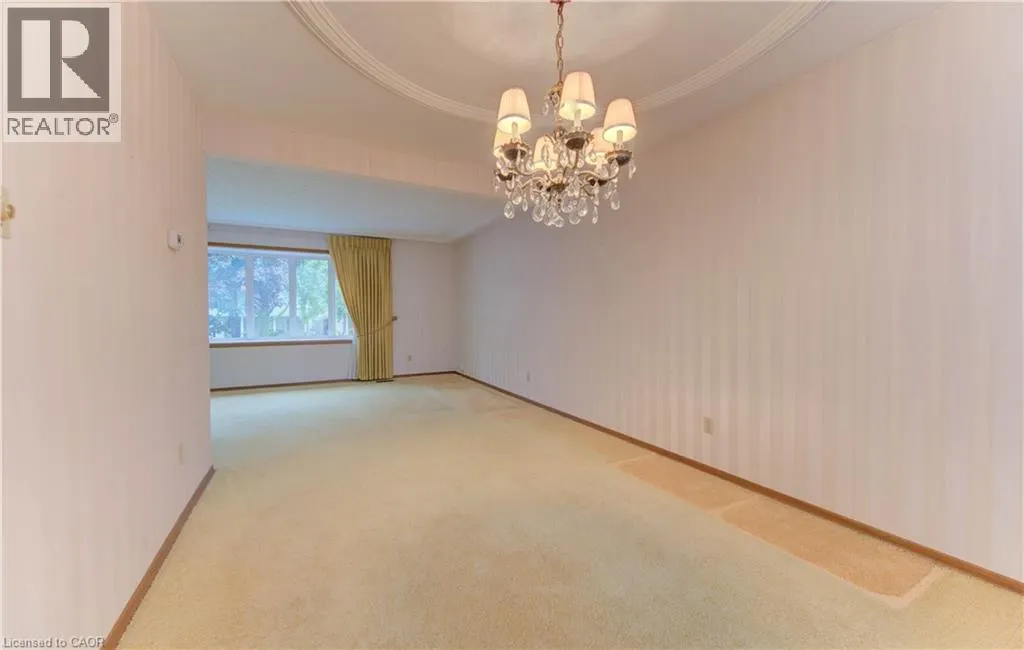 45 WIMBLETON Crescent