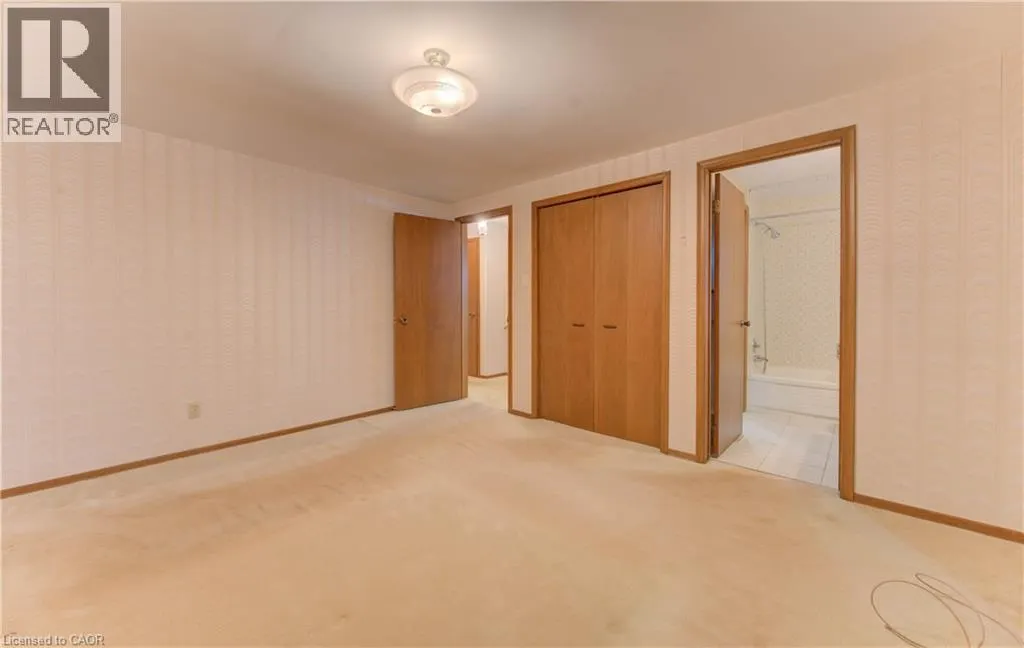45 WIMBLETON Crescent