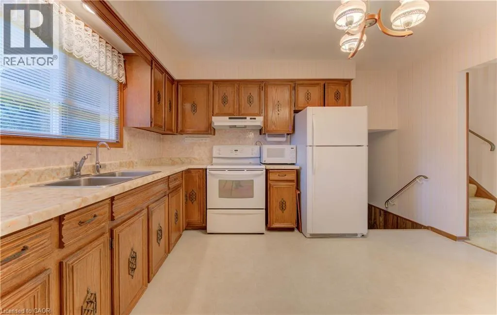 45 WIMBLETON Crescent