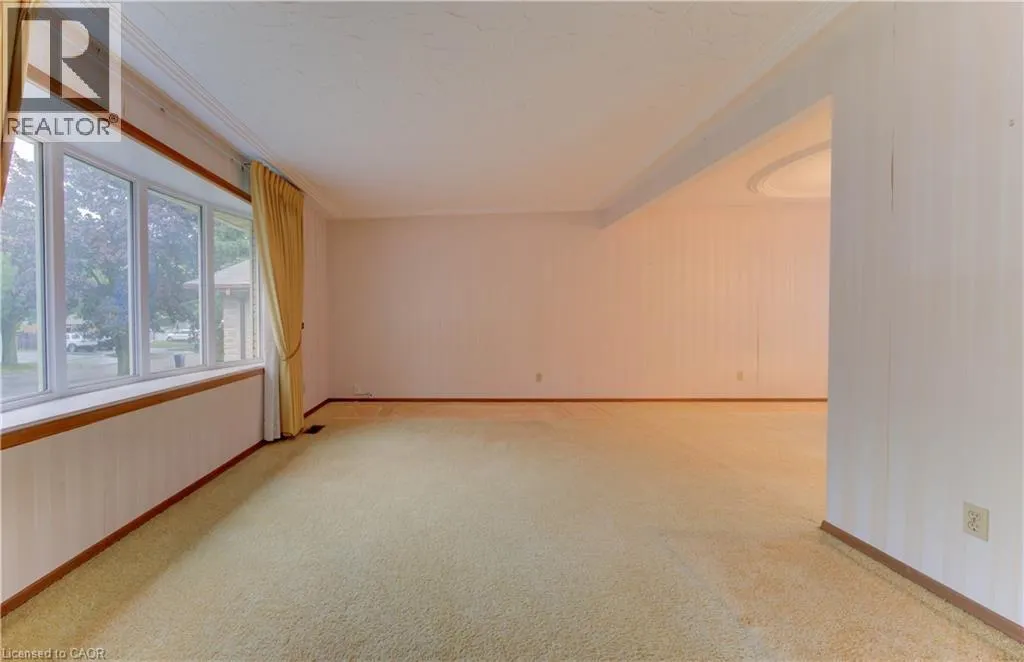 45 WIMBLETON Crescent