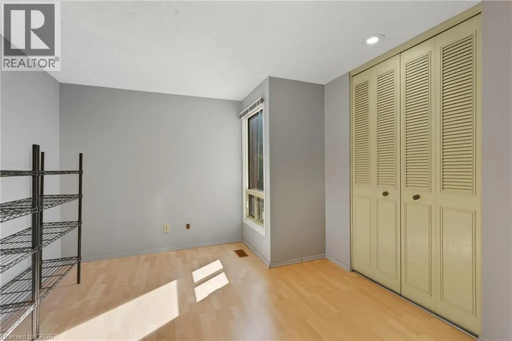 28 UNDERHILL Crescent Unit# 19, #19
