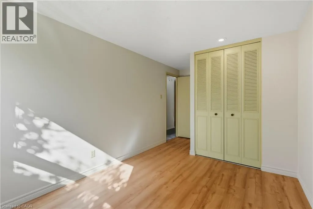28 UNDERHILL Crescent Unit# 19, #19