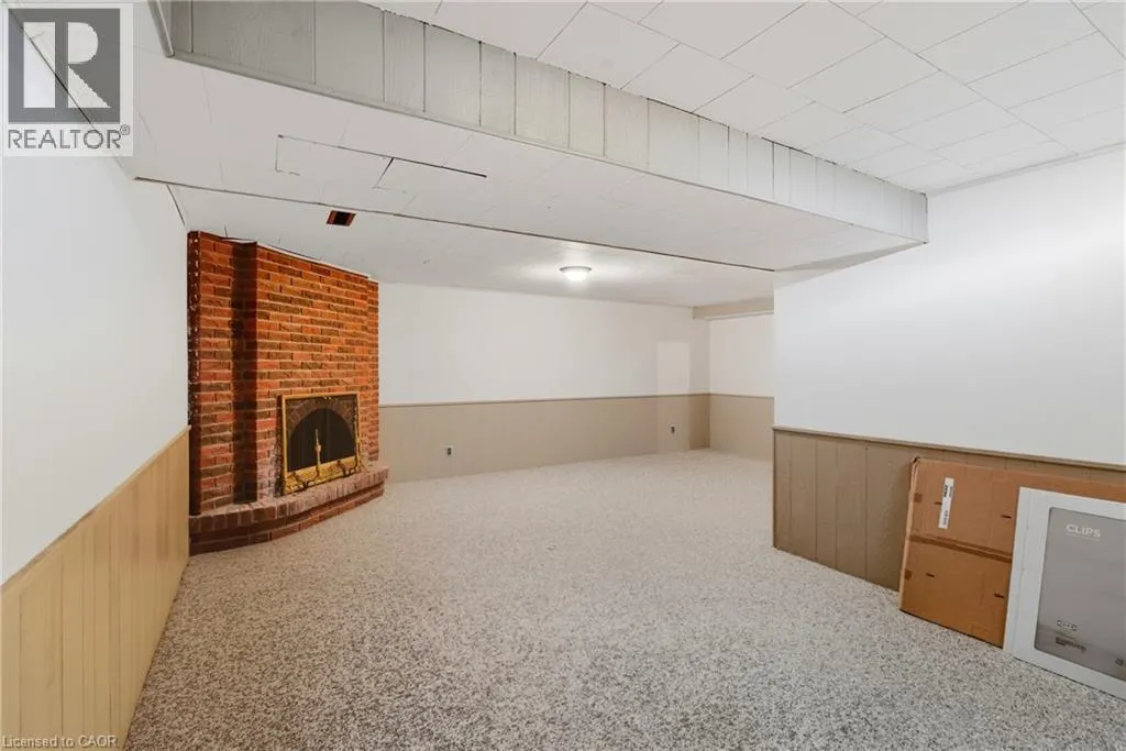 28 UNDERHILL Crescent Unit# 19, #19