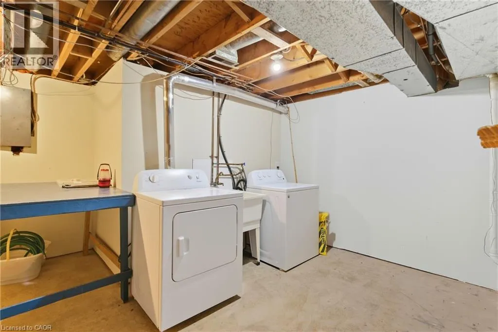 28 UNDERHILL Crescent Unit# 19, #19