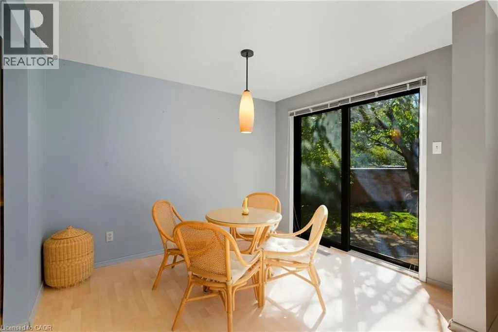 28 UNDERHILL Crescent Unit# 19, #19