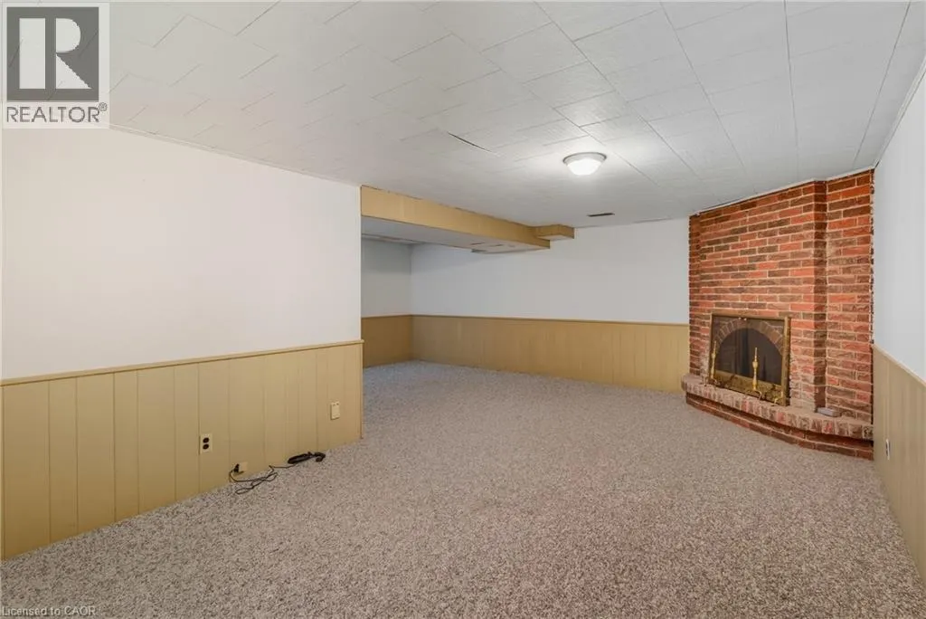 28 UNDERHILL Crescent Unit# 19, #19