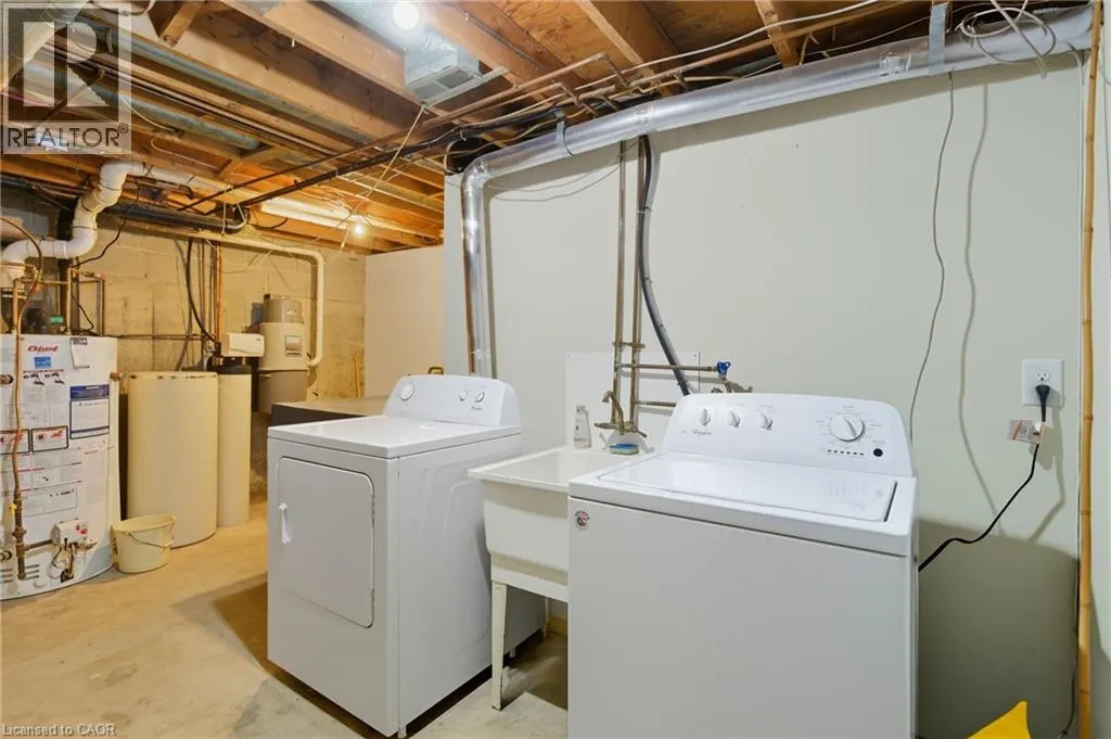 28 UNDERHILL Crescent Unit# 19, #19