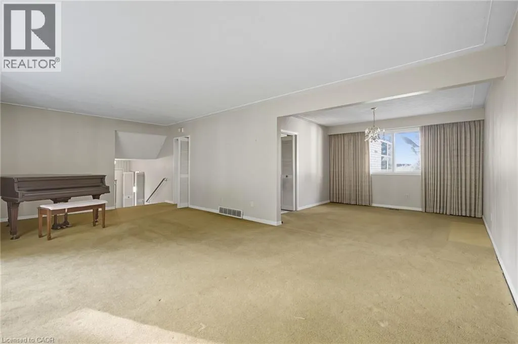 264 CAMELOT Drive