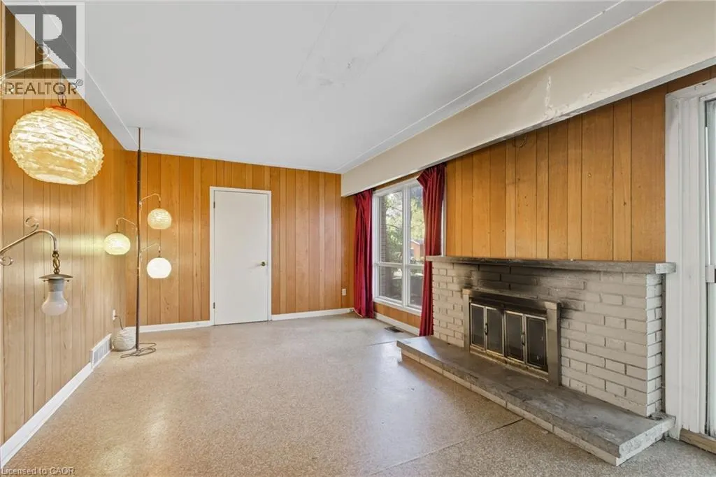 264 CAMELOT Drive