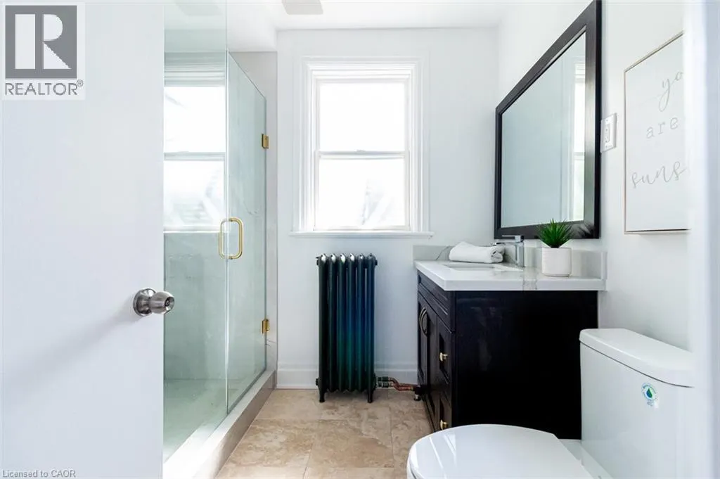 11 EASTBOURNE Avenue Unit# 2, #2