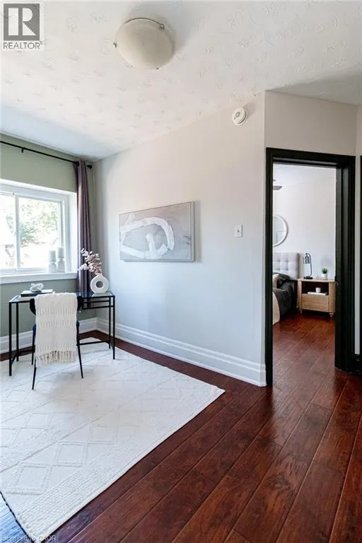 11 EASTBOURNE Avenue Unit# 2, #2