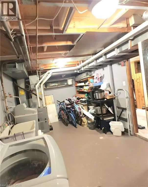 32 MOWAT Boulevard Unit# 8, #8