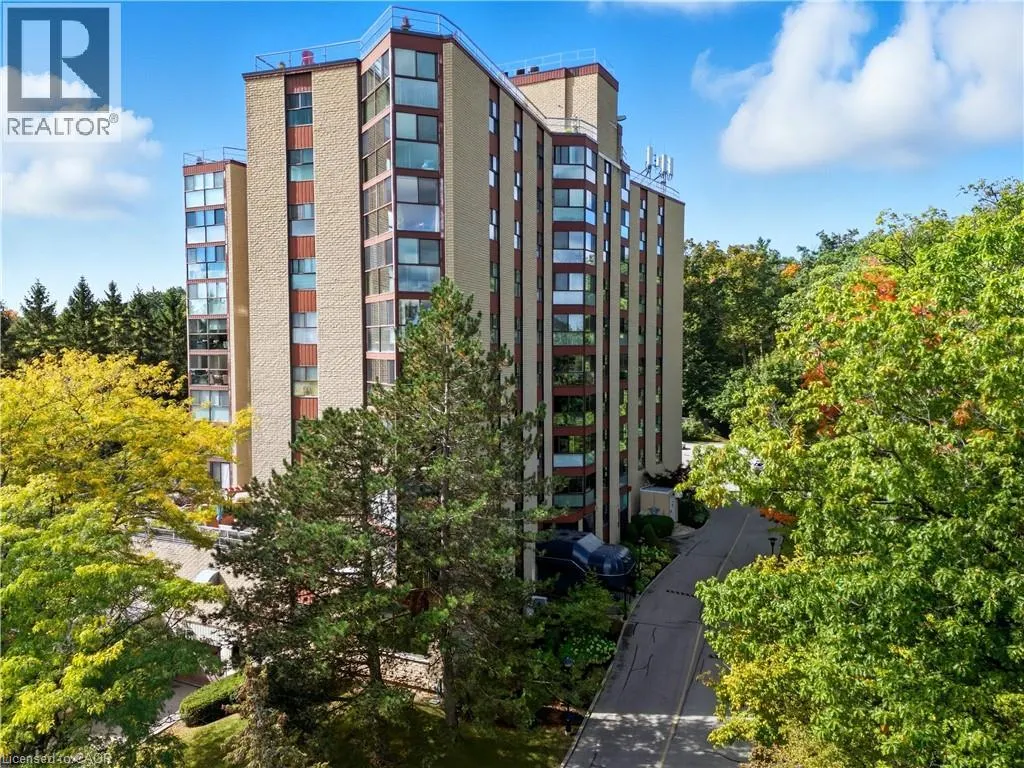 20 BERKLEY Road Unit# 702, #702