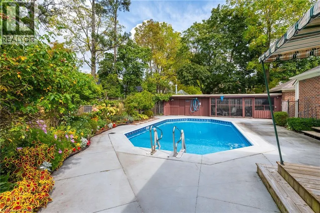 130 HIGHLAND Park