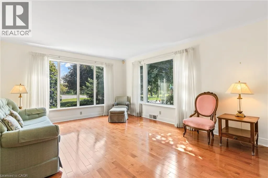 130 HIGHLAND Park