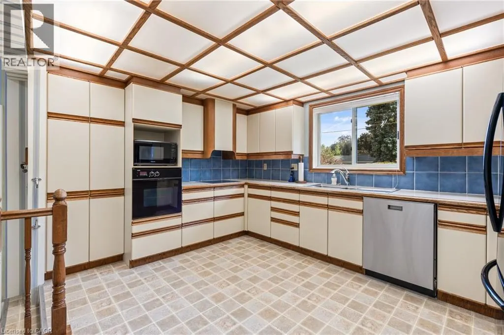 130 HIGHLAND Park