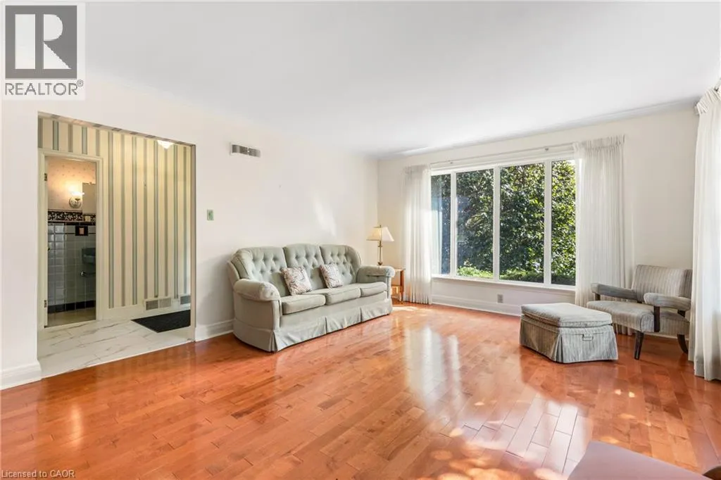 130 HIGHLAND Park