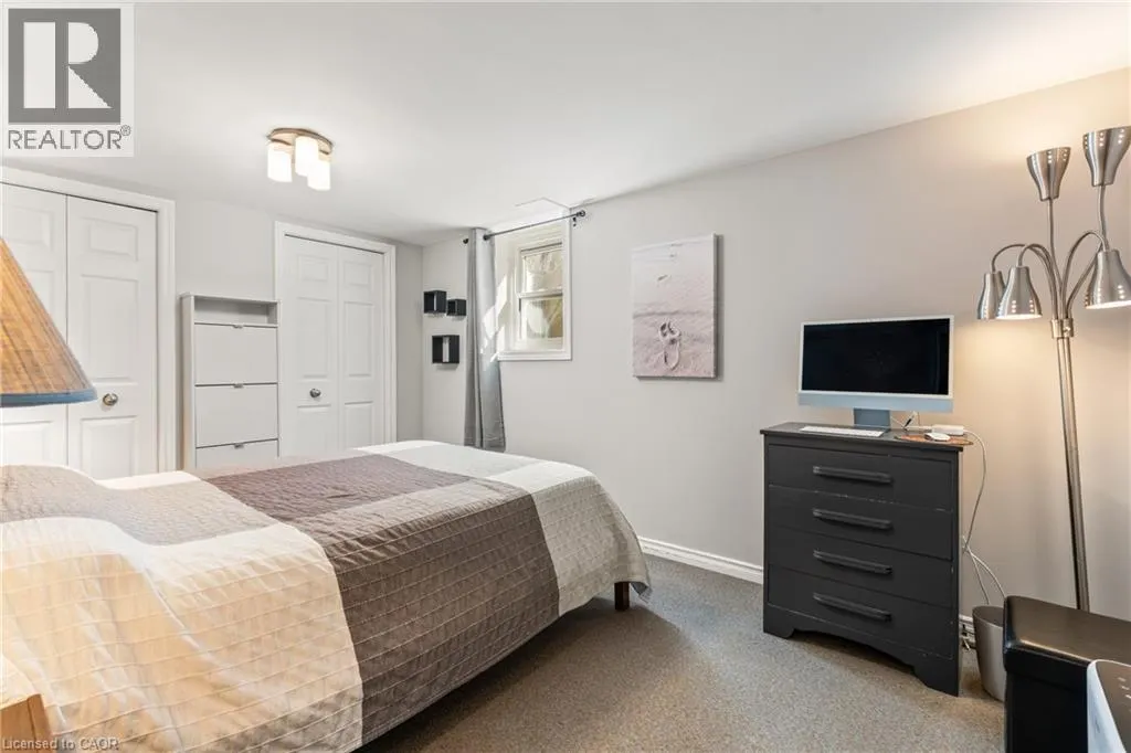 130 HIGHLAND Park