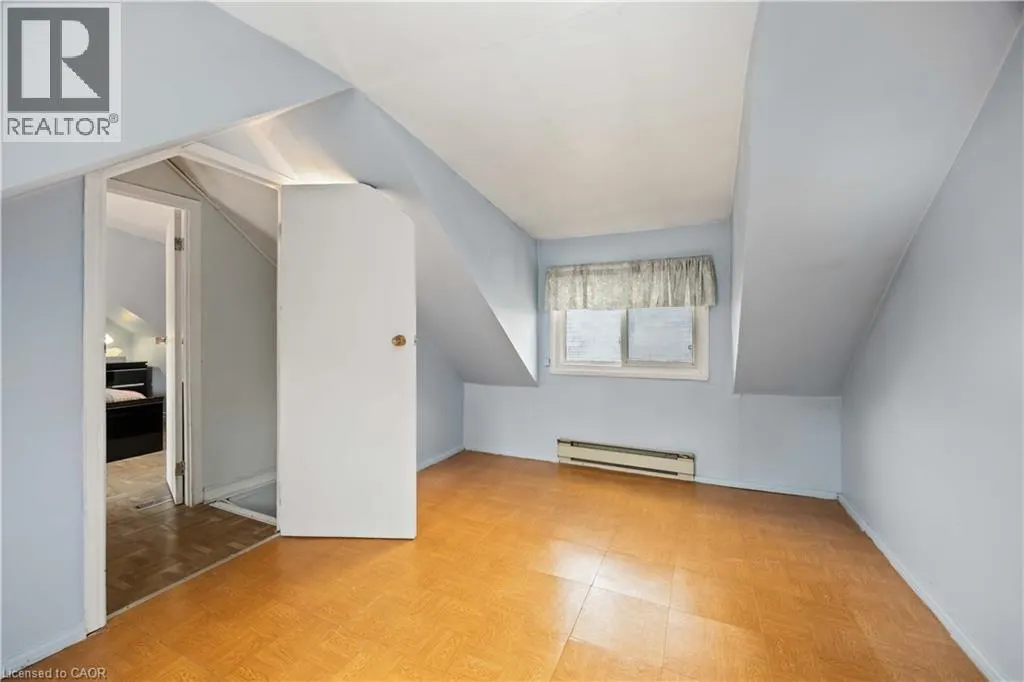83 KANE Avenue