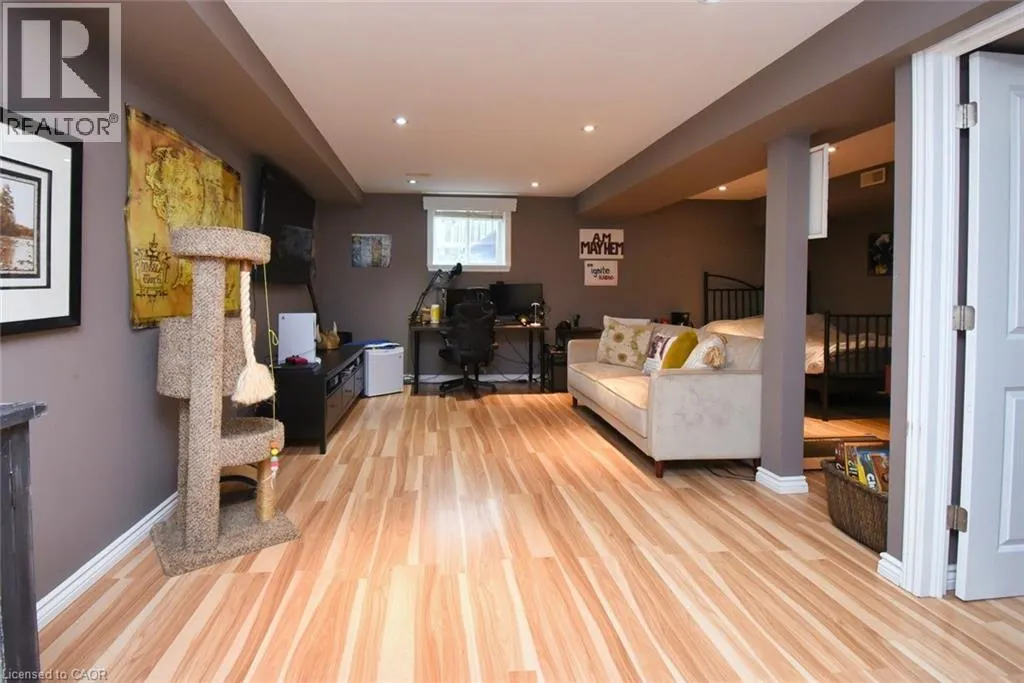 101 OAKHAVEN Place Unit# 23, #23
