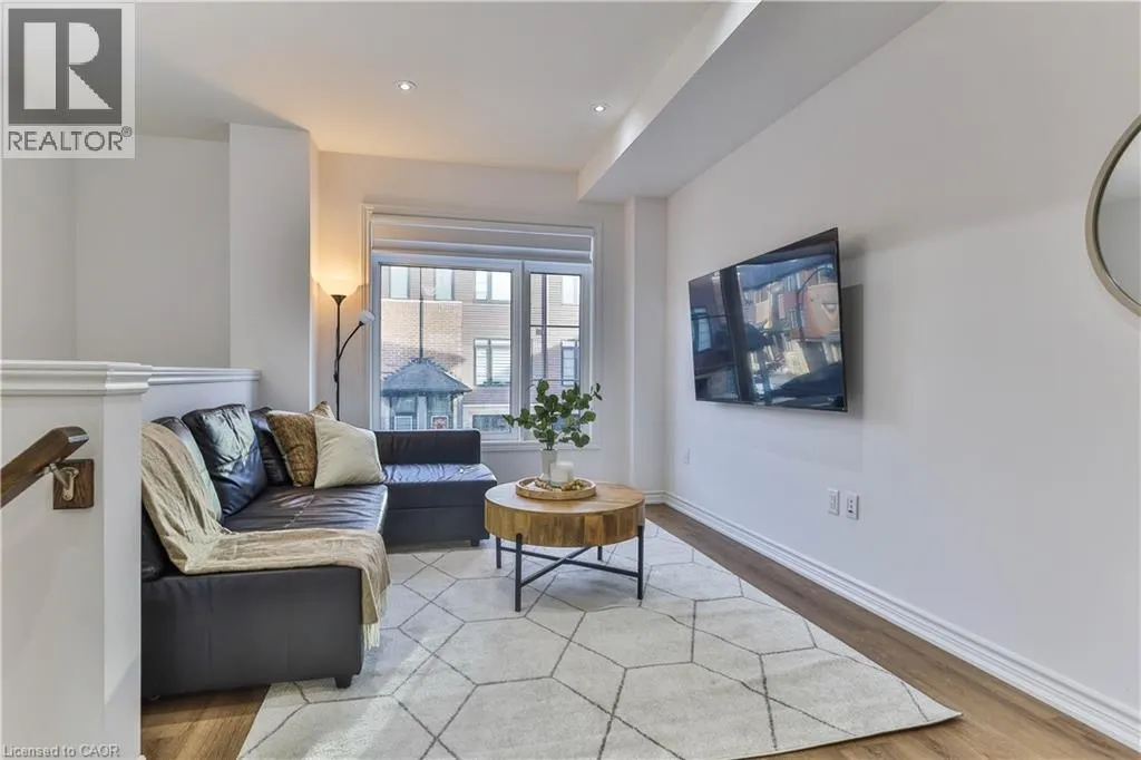 461 BLACKBURN Drive Unit# 35, #35