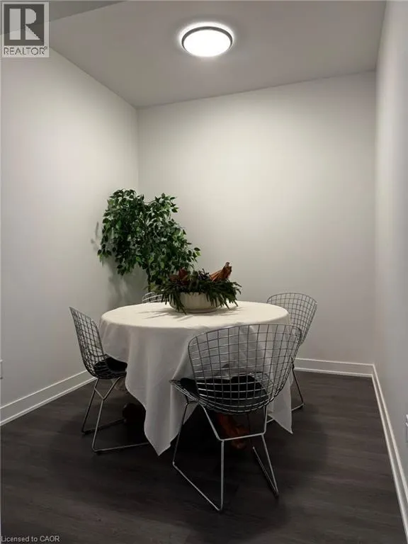 25 WELLINGTON Street S Unit# 1601, #1601