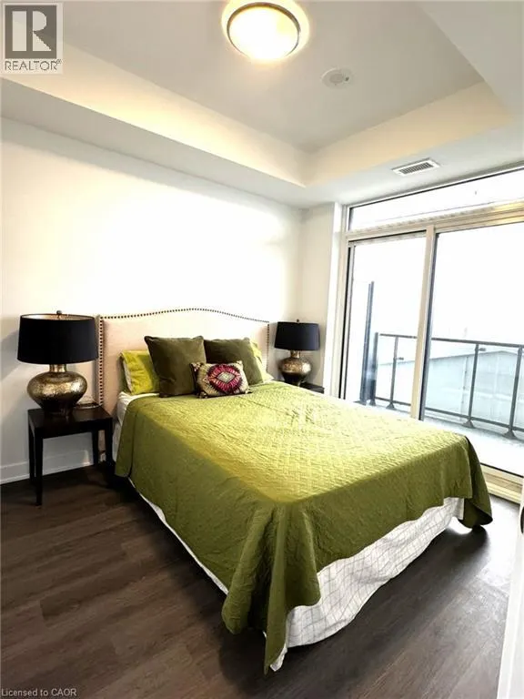 25 WELLINGTON Street S Unit# 1601, #1601