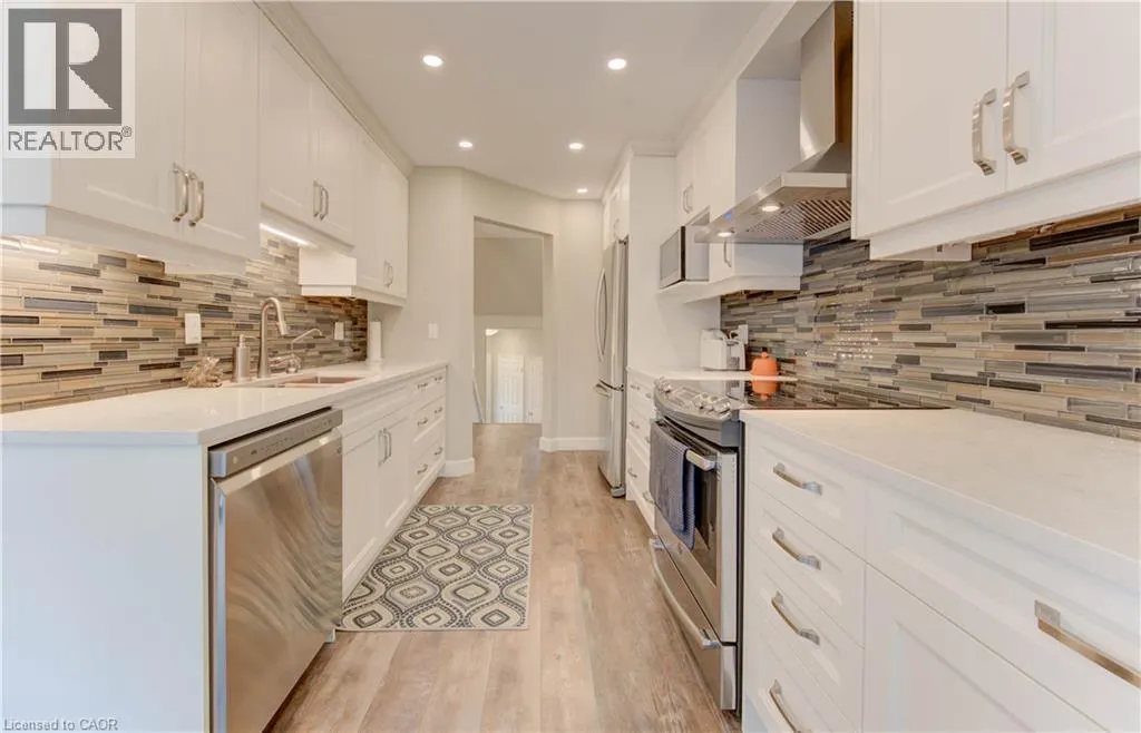 225 BENJAMIN Road Unit# 61, #61