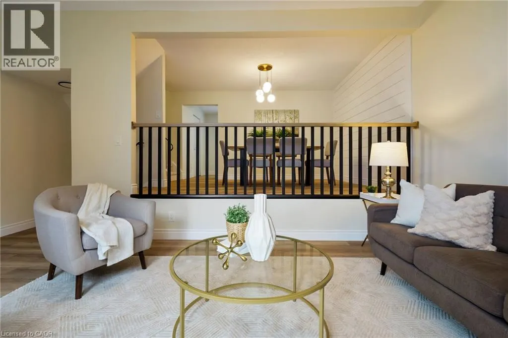 89 VIOLET Drive