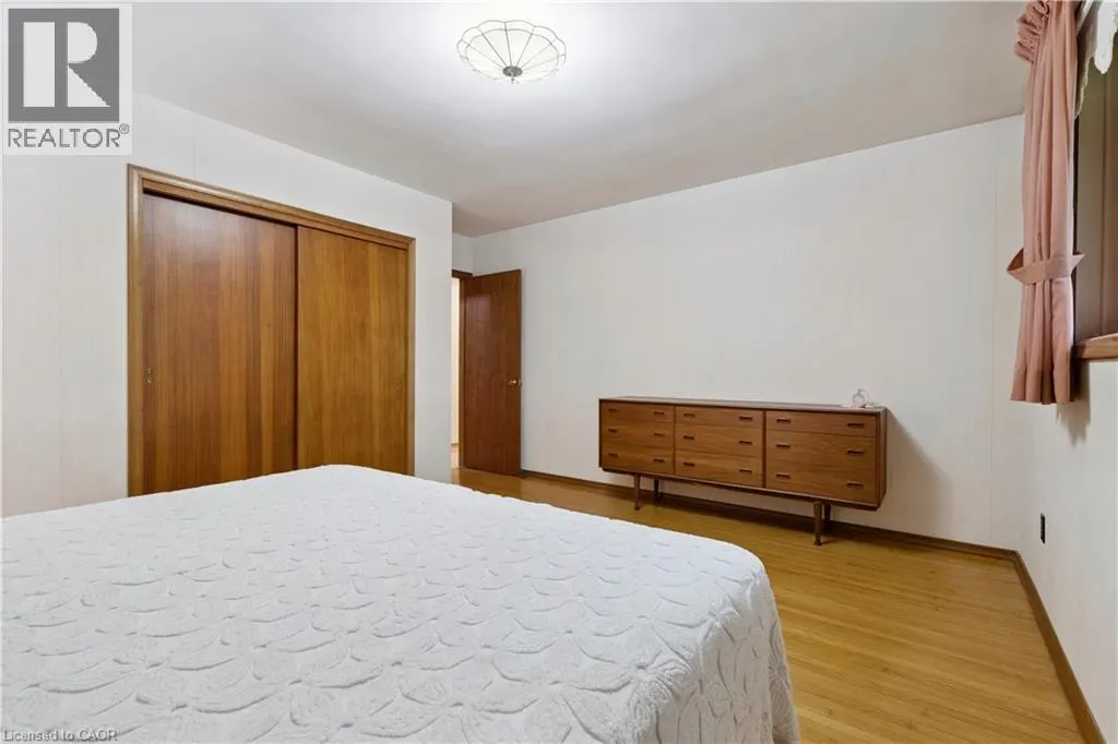 11 RIVERVIEW Terrace