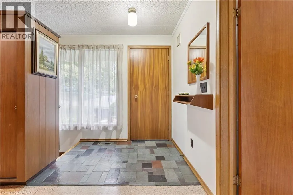11 RIVERVIEW Terrace