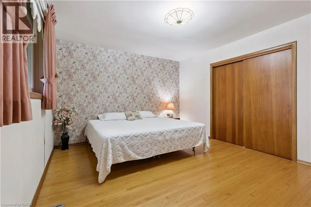 11 RIVERVIEW Terrace
