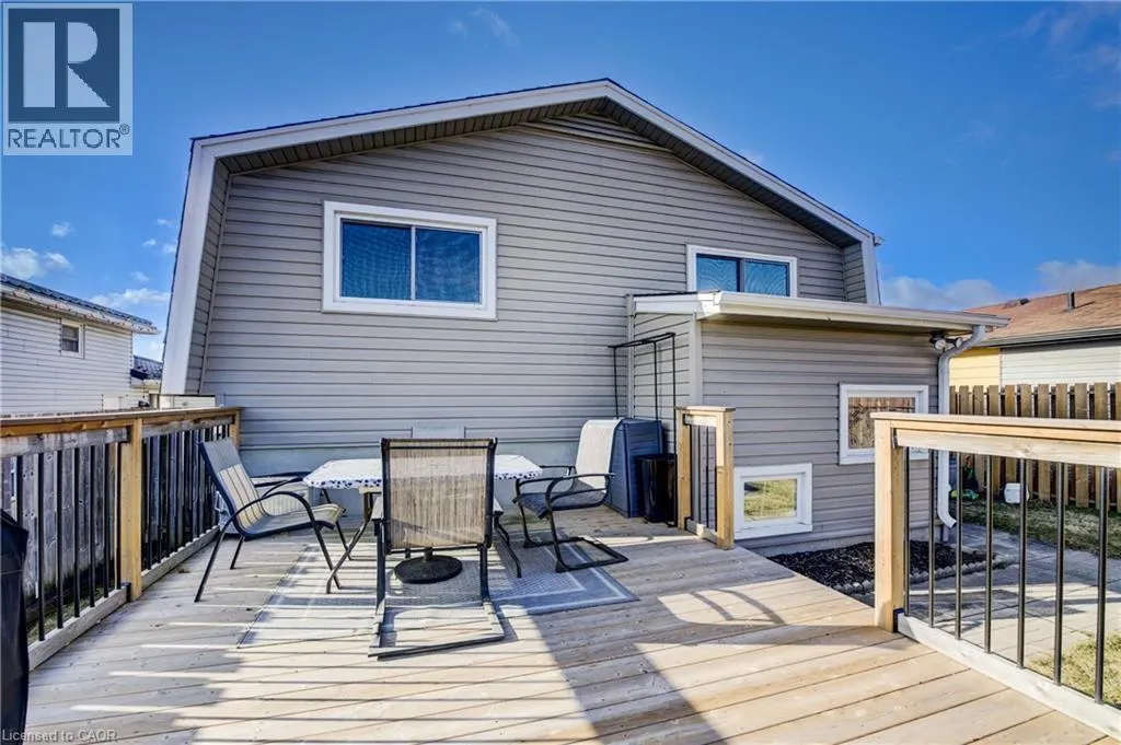 26 CLUTHE Crescent