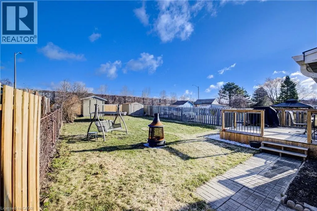 26 CLUTHE Crescent