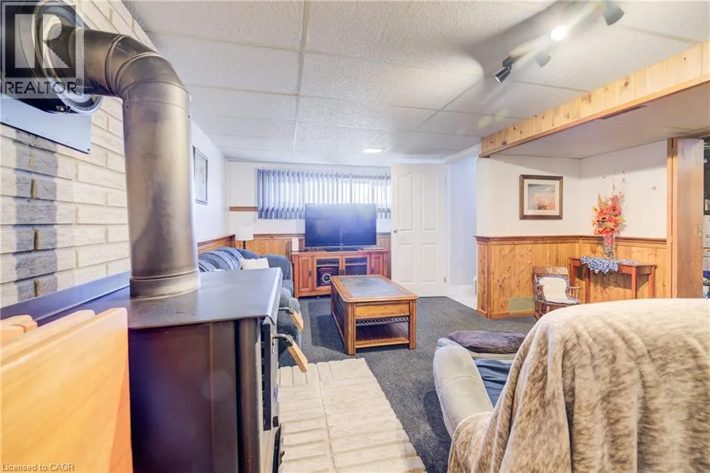 26 CLUTHE Crescent