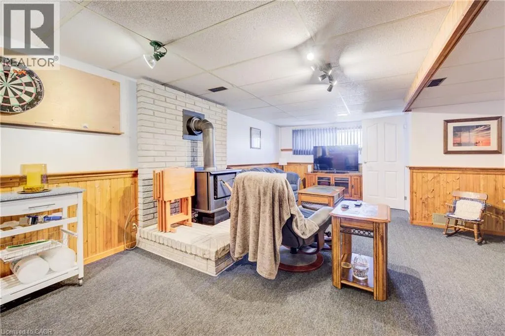 26 CLUTHE Crescent