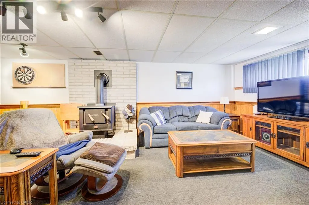 26 CLUTHE Crescent