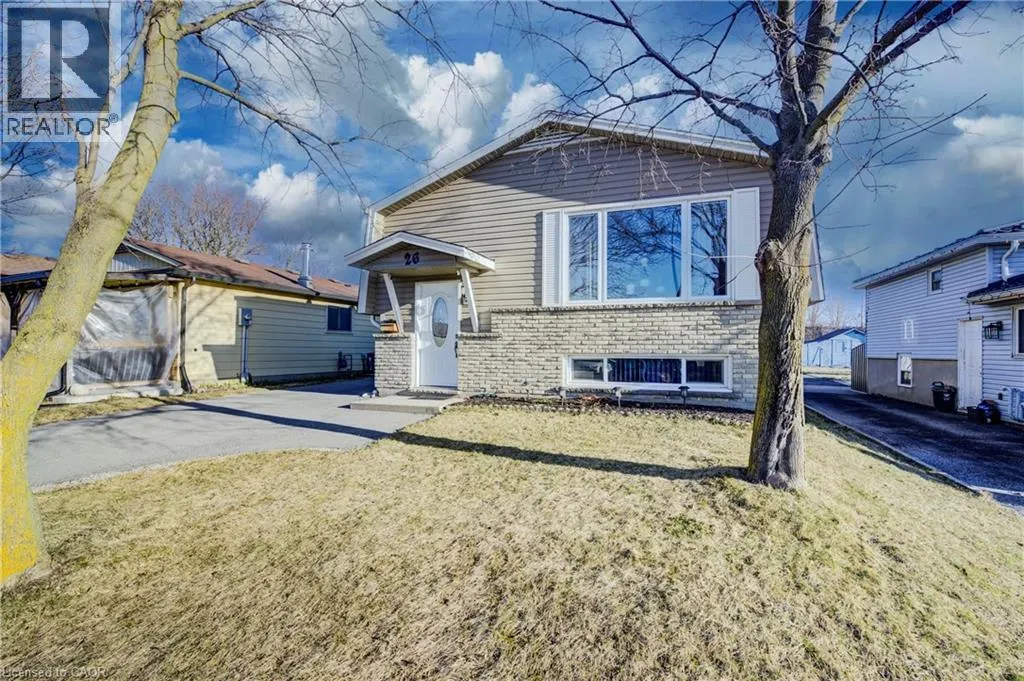 26 CLUTHE Crescent