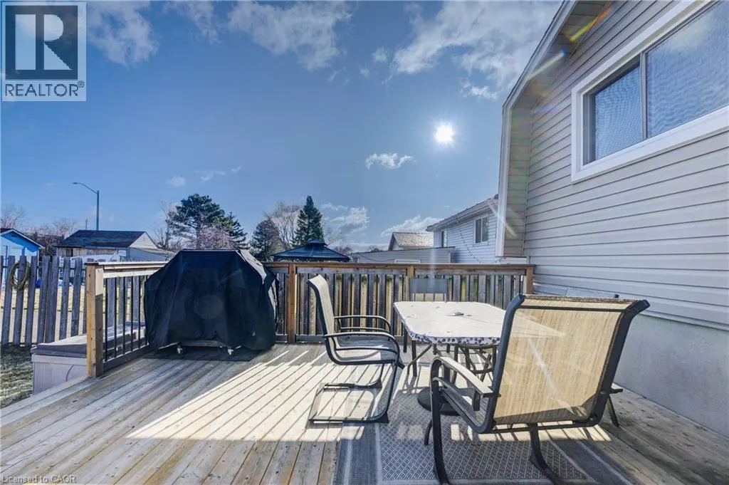 26 CLUTHE Crescent