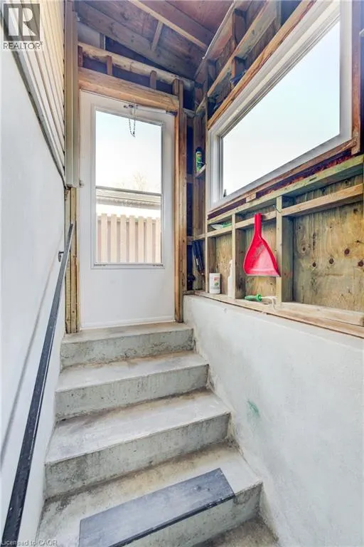 26 CLUTHE Crescent