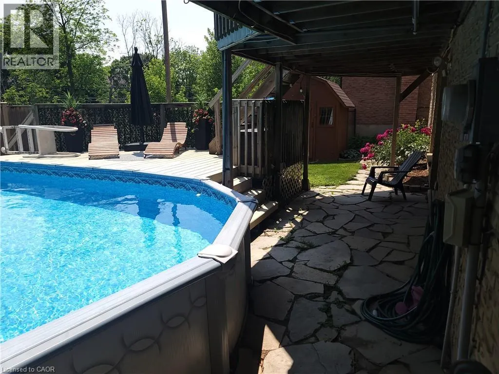 47 MANOR Drive