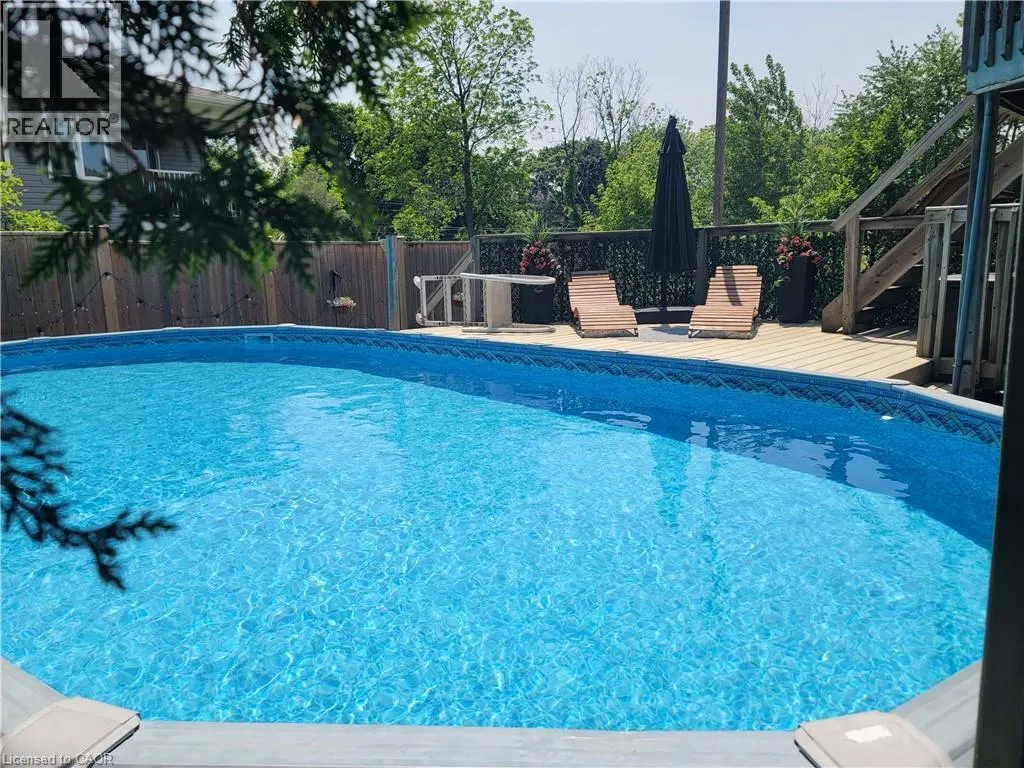 47 MANOR Drive
