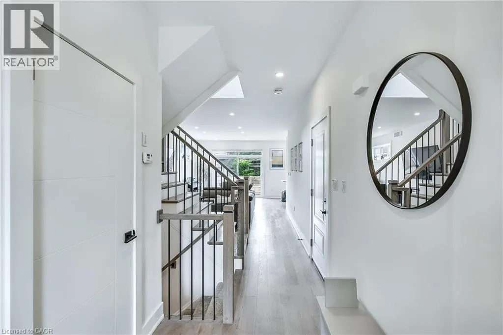 9 PRINCETON Common