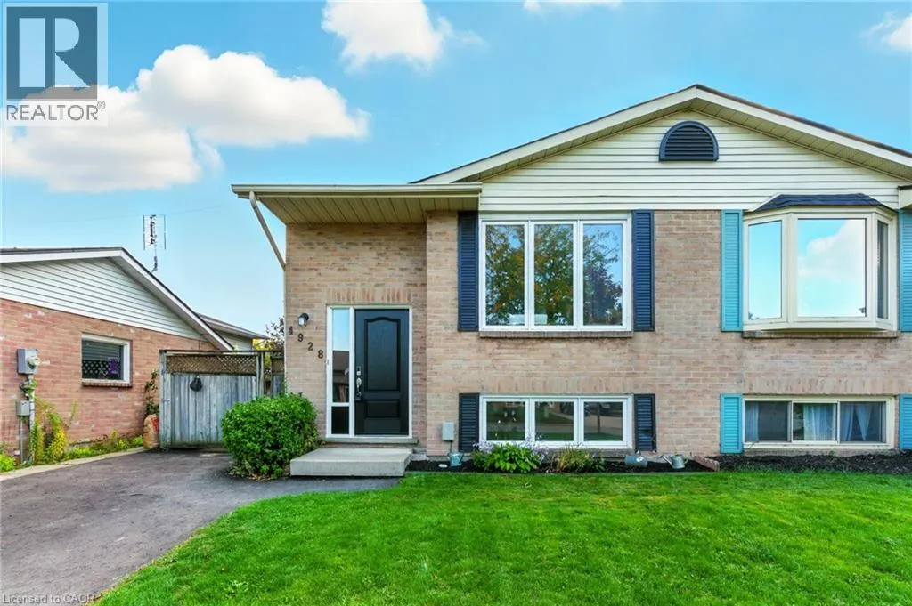 4928 HICKORY Lane